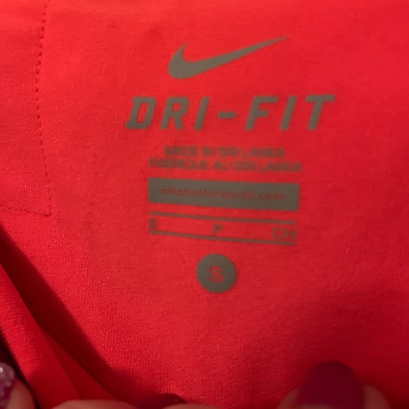Nike dri-fit workout capris - Picture 3 of 3